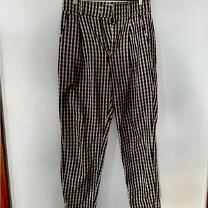 Everlane Draper Tapered pant, buttersmooth material, khaki/black checkered print